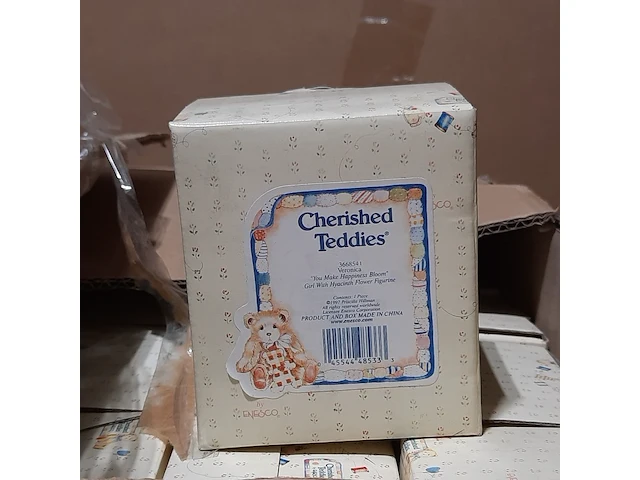 Partij diverse beeldjes, o.a cherished teddy's - afbeelding 5 van  7