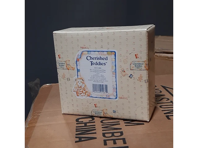 Partij diverse beeldjes, o.a cherished teddy's - afbeelding 4 van  8