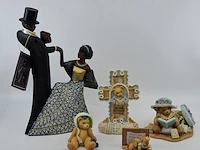 Partij diverse beeldjes, o.a cherished teddy's - afbeelding 1 van  24