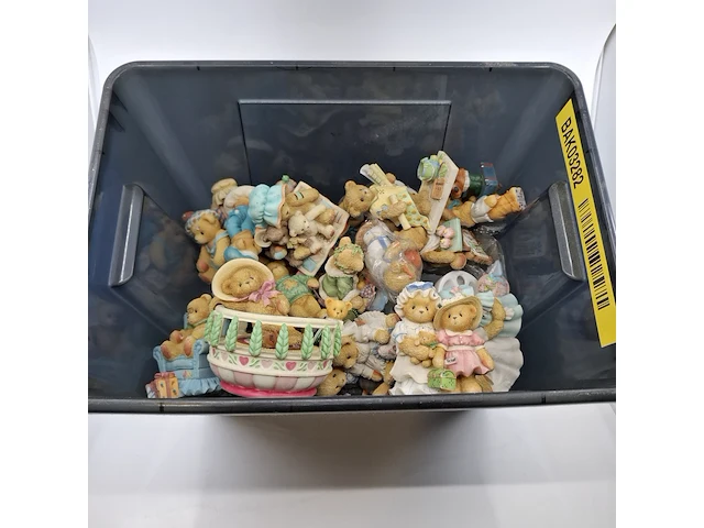Partij diverse beeldjes, o.a cherished teddy's - afbeelding 7 van  28