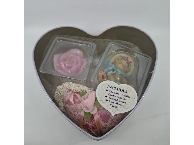 Partij diverse beeldjes, o.a cherished teddy's - afbeelding 13 van  28
