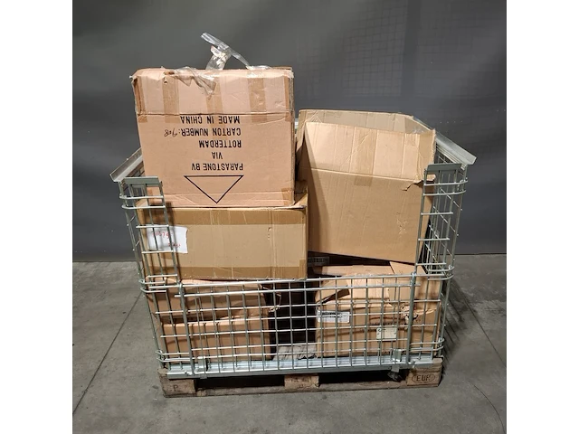 Partij diverse beeldjes, o.a cherished teddy's - afbeelding 8 van  21