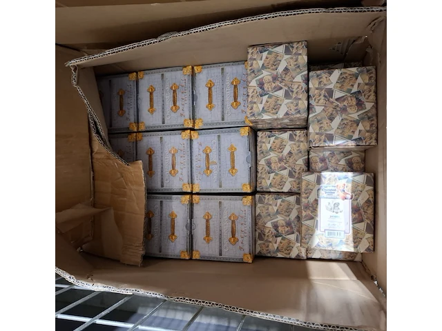 Partij diverse beeldjes, o.a cherished teddy's - afbeelding 14 van  21