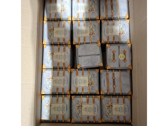 Partij diverse beeldjes, o.a cherished teddy's - afbeelding 17 van  30