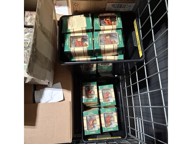 Partij diverse beeldjes, o.a cherished teddy's - afbeelding 18 van  30