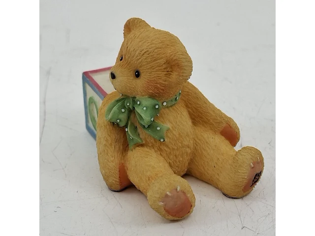 Partij diverse beeldjes, o.a cherished teddy's - afbeelding 8 van  32