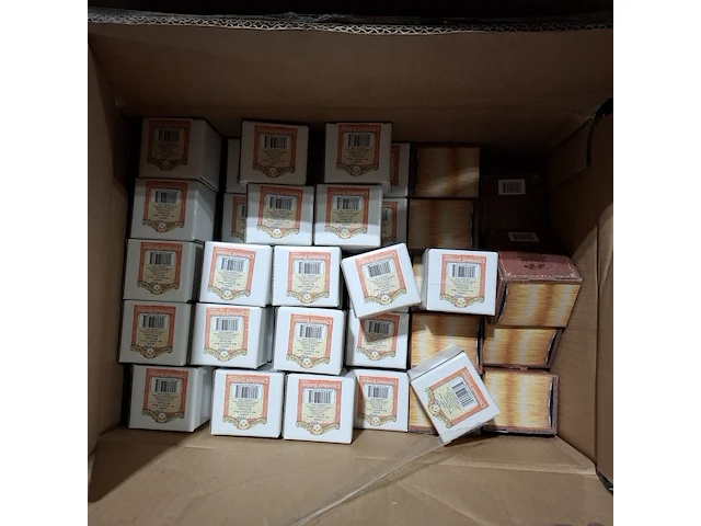 Partij diverse beeldjes, o.a cherished teddy's - afbeelding 19 van  32