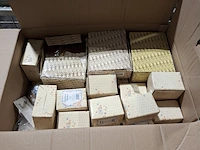 Partij diverse beeldjes, o.a cherished teddy's - afbeelding 22 van  32