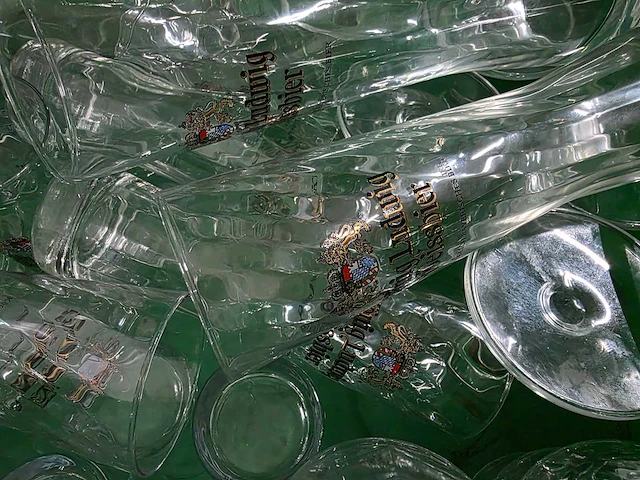 Partij diverse bierglazen, wijnglazen en drinkglazen - afbeelding 3 van  3
