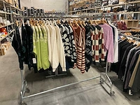 Partij diverse billabong/volcom/quicksilver dames kleding (24x) - afbeelding 1 van  6