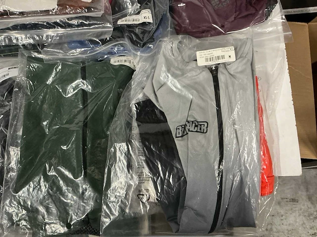 Partij diverse bioracer wielren bovenkleding (53x) - afbeelding 32 van  40