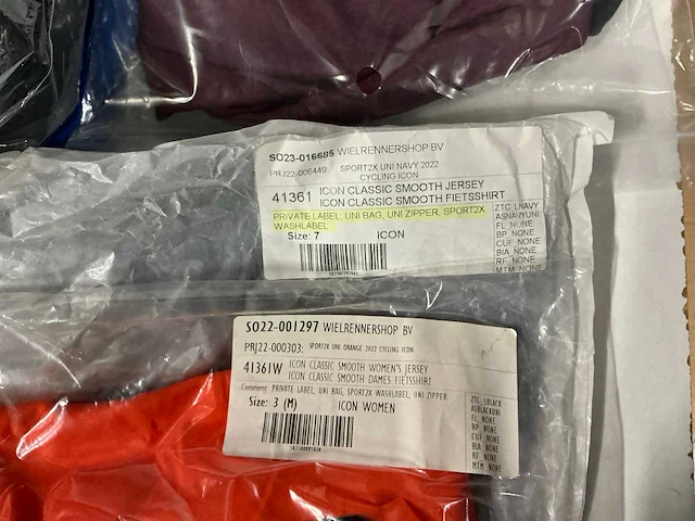 Partij diverse bioracer wielren bovenkleding (53x) - afbeelding 35 van  40