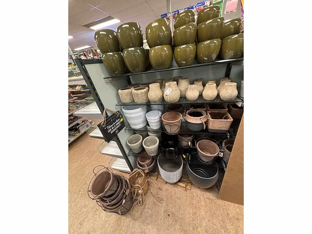 Partij diverse bloempotten en decoratiepotten (circa 80 stuks) - afbeelding 1 van  7