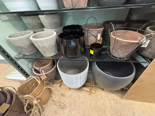 Partij diverse bloempotten en decoratiepotten (circa 80 stuks) - afbeelding 2 van  7