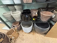 Partij diverse bloempotten en decoratiepotten (circa 80 stuks) - afbeelding 2 van  7