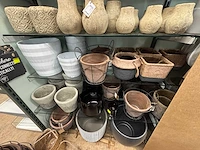 Partij diverse bloempotten en decoratiepotten (circa 80 stuks) - afbeelding 3 van  7