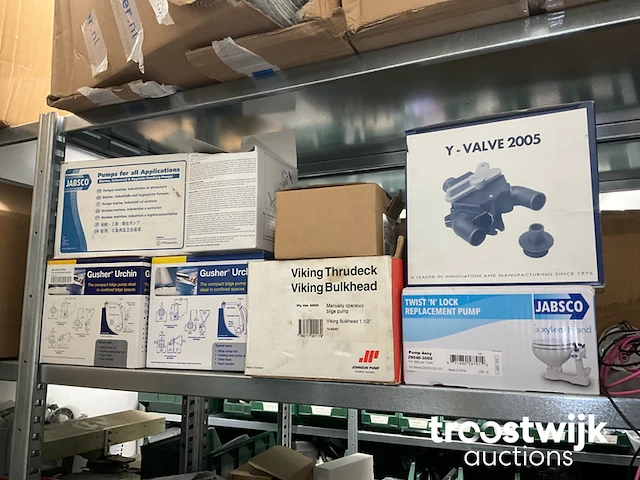 Partij diverse boot onderdelen - afbeelding 7 van  33