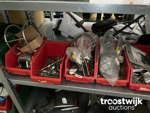 Partij diverse boot onderdelen - afbeelding 32 van  33