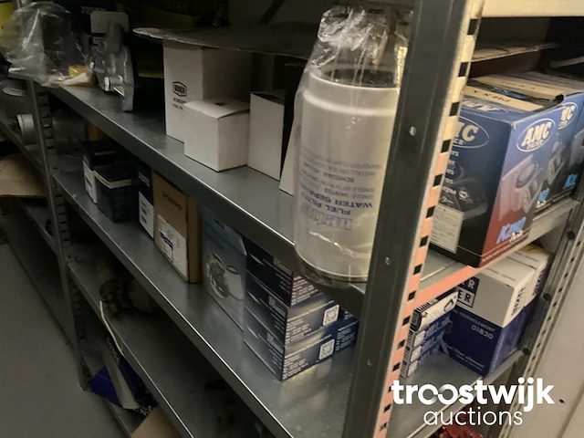Partij diverse boot onderdelen - afbeelding 2 van  31