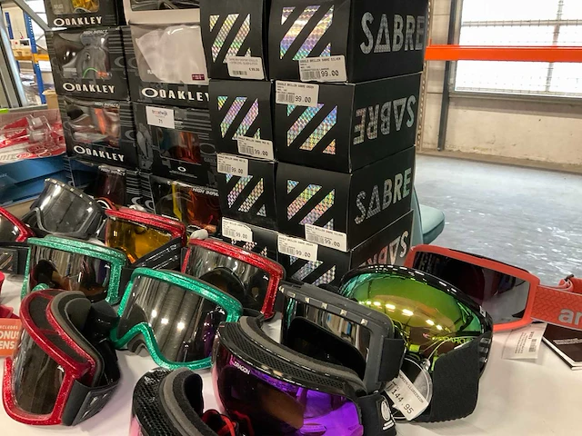 Partij diverse brillen o.a oakley&sabre (35x) - afbeelding 5 van  6