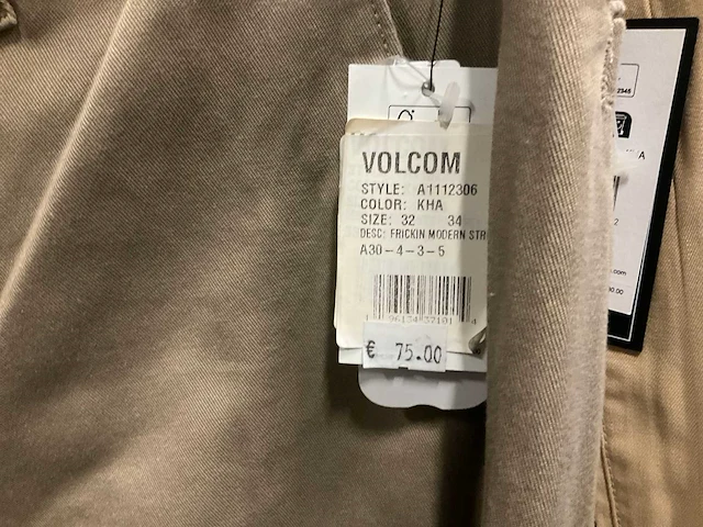 Partij diverse broeken o.a brixton/volcom/quiksilver/reell/etc (54x) - afbeelding 3 van  17