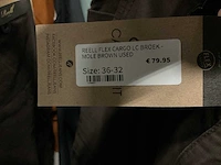 Partij diverse broeken o.a brixton/volcom/quiksilver/reell/etc (54x) - afbeelding 8 van  17