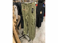 Partij diverse broeken o.a brixton/volcom/quiksilver/reell/etc (54x) - afbeelding 16 van  17