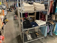 Partij diverse broeken o.a roxy/volcom/rvca/carhartt (23x) - afbeelding 1 van  12