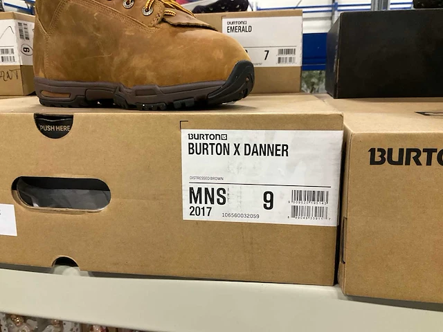 Partij diverse burton boots (12x) - afbeelding 15 van  16