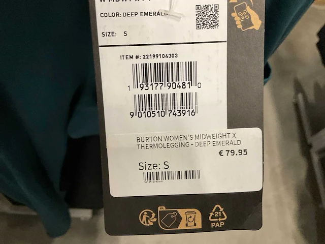 Partij diverse burton thermokleding (89x) - afbeelding 10 van  26