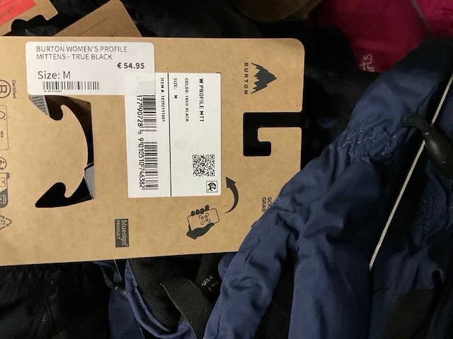 Partij diverse burton/dakine/barts handschoenen (48x) - afbeelding 3 van  17