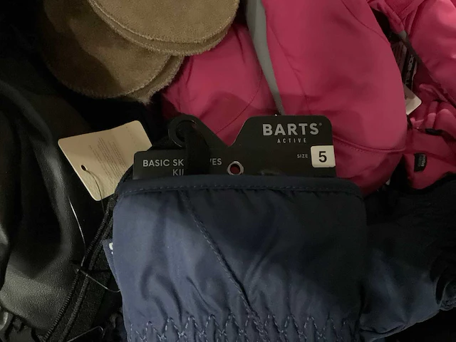 Partij diverse burton/dakine/barts handschoenen (48x) - afbeelding 5 van  17