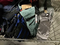 Partij diverse burton/dakine/barts handschoenen (48x) - afbeelding 8 van  17