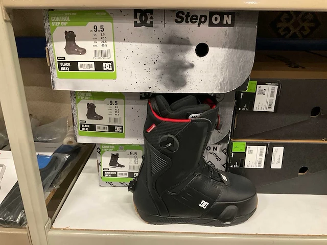 Partij diverse burton/dc heren step ons (10x) - afbeelding 5 van  12