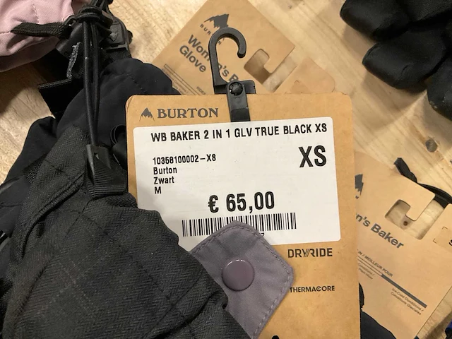 Partij diverse burton/oakleydakine handschoenen (63x) - afbeelding 7 van  10