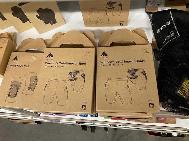 Partij diverse burton/quiksilver bescherming (22x) - afbeelding 10 van  15