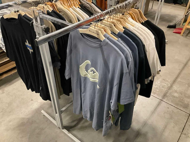Partij diverse carhartt/huf/quiksilver/brixton/billabonc shirts (61x) - afbeelding 12 van  20