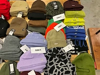 Partij diverse carhartt/obey/brixton mutsen (93x) - afbeelding 25 van  25