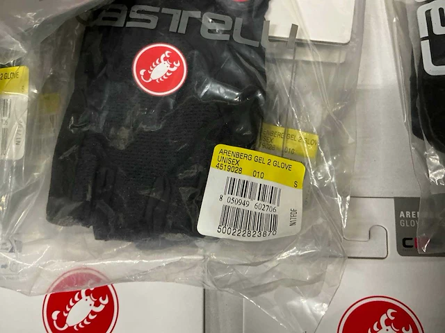Partij diverse castelli arenberg gel 2 gloves (35x) - afbeelding 14 van  23