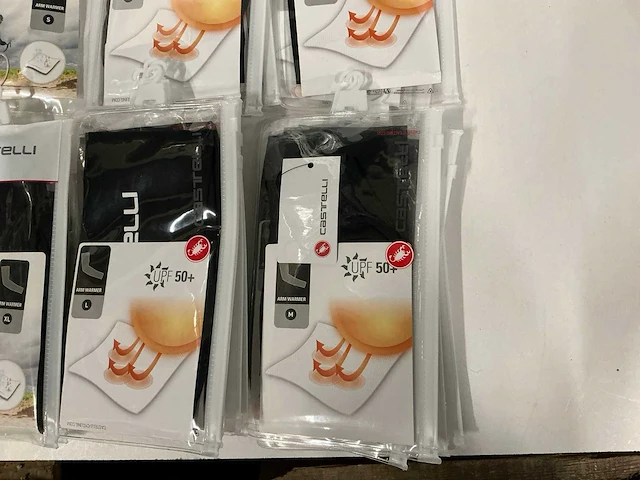Partij diverse castelli leg/arm warmers (42x) - afbeelding 12 van  13