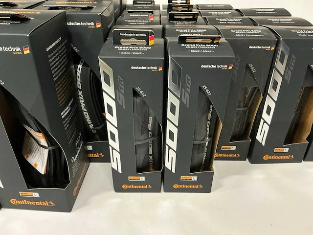 Partij diverse continental grand prix 5000 s tr racefietsbanden (36x) - afbeelding 6 van  9