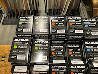 Partij diverse dakine indy hot wax (53x) - afbeelding 2 van  7