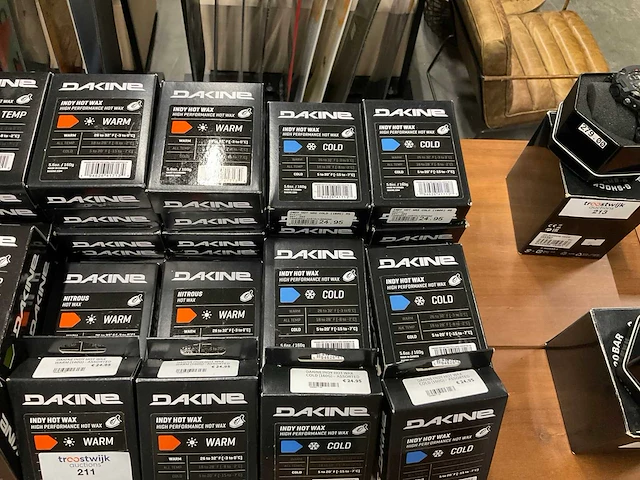 Partij diverse dakine indy hot wax (53x) - afbeelding 3 van  7