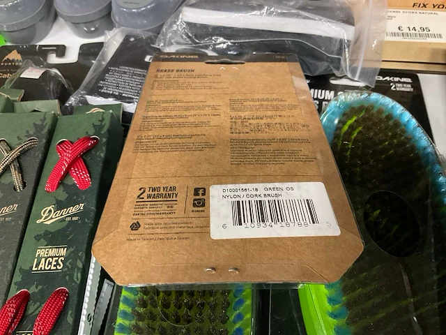 Partij diverse dakine/burton/fyx/danner items (150x) - afbeelding 5 van  25