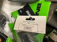 Partij diverse dakine/burton/fyx/danner items (150x) - afbeelding 10 van  25