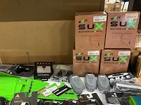 Partij diverse dakine/burton/fyx/danner items (150x) - afbeelding 22 van  25