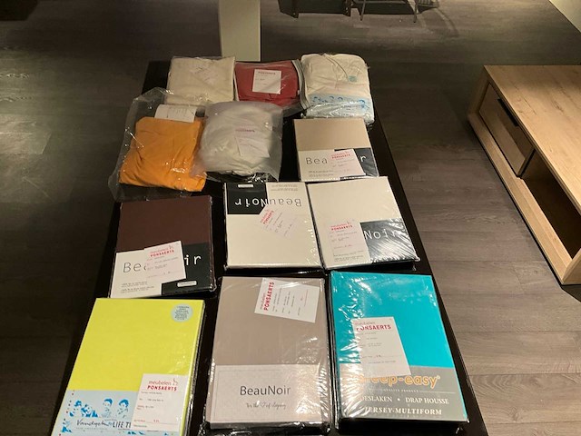 Partij diverse dekbedden (14x) - afbeelding 1 van  15