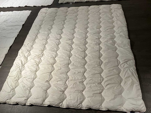 Partij diverse dekbedden en kussens (12x) - afbeelding 5 van  12