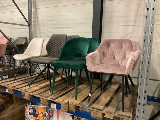 Partij diverse eetkamerstoelen (58x) - afbeelding 5 van  11