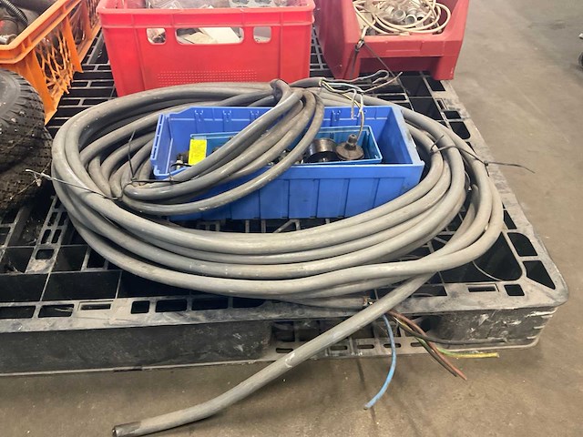 Partij diverse electronica onderdelen - afbeelding 2 van  10